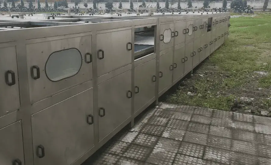 Bottle Cooler and Warmer Tunnel front view by Nihira Food Engineering – SurplusPack